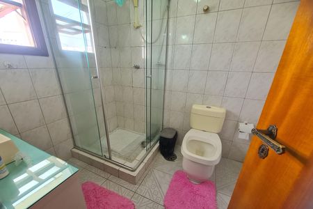 Casa de condomínio à venda com 180m², 3 quartos e 2 vagas Casa de condomínio à venda com 180m², 3 quartos e 2 vagasBanheiro 1