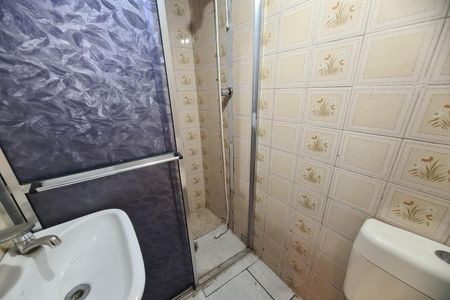 Casa de condomínio à venda com 180m², 3 quartos e 2 vagas Casa de condomínio à venda com 180m², 3 quartos e 2 vagasBanheiro Social