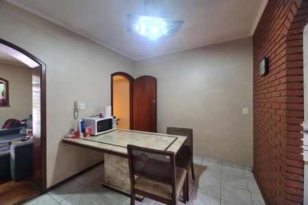 Casa de condomínio à venda com 180m², 3 quartos e 2 vagas Casa de condomínio à venda com 180m², 3 quartos e 2 vagasCopa