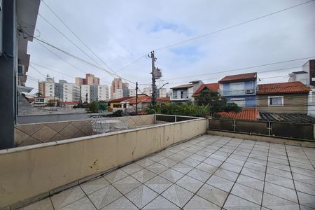 Casa de condomínio à venda com 180m², 3 quartos e 2 vagas Casa de condomínio à venda com 180m², 3 quartos e 2 vagasVaranda da Sala