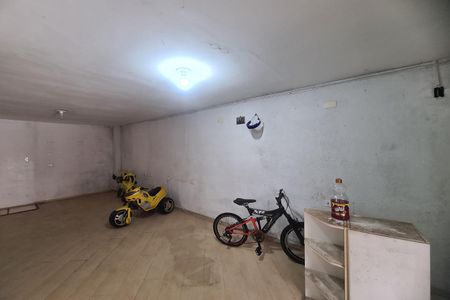Casa de condomínio à venda com 180m², 3 quartos e 2 vagas Casa de condomínio à venda com 180m², 3 quartos e 2 vagasÁrea comum