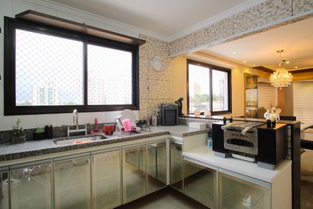 Apartamento à venda com 126m², 3 quartos e 3 vagasCozinha