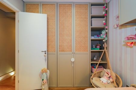 Apartamento à venda com 93m², 2 quartos e 2 vagasSuíte 2