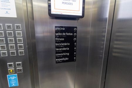 Apartamento à venda com 27m², 1 quarto e sem vaga Apartamento à venda com 27m², 1 quarto e sem vagaElevador