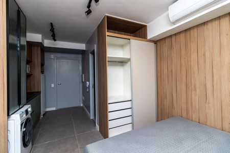 Apartamento à venda com 27m², 1 quarto e sem vaga Apartamento à venda com 27m², 1 quarto e sem vagaStudio