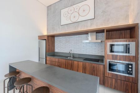 Studio à venda com 23m², 1 quarto e sem vaga Studio à venda com 23m², 1 quarto e sem vagaÁrea comum - Salão de festas