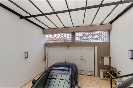 Casa à venda com 100m², 3 quartos e 2 vagas Casa à venda com 100m², 3 quartos e 2 vagasGaragem