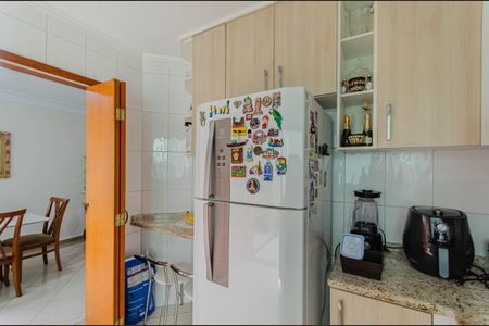 Casa à venda com 100m², 3 quartos e 2 vagas Casa à venda com 100m², 3 quartos e 2 vagasCozinha