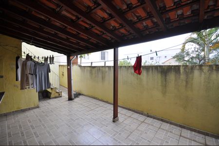 Casa à venda com 123m², 4 quartos e 1 vagaÁrea de Serviço 1
