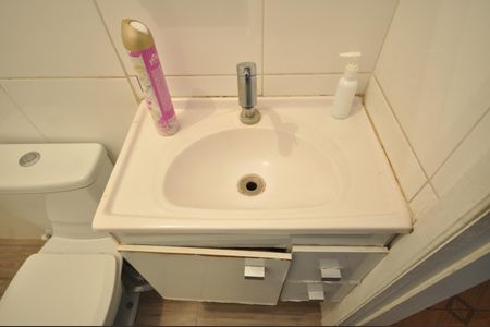 Casa à venda com 123m², 4 quartos e 1 vagaBanheiro 2