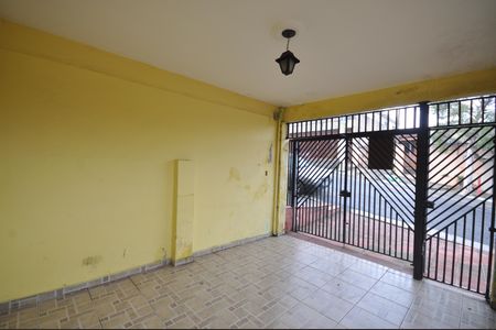 Casa à venda com 123m², 4 quartos e 1 vagaGaragem