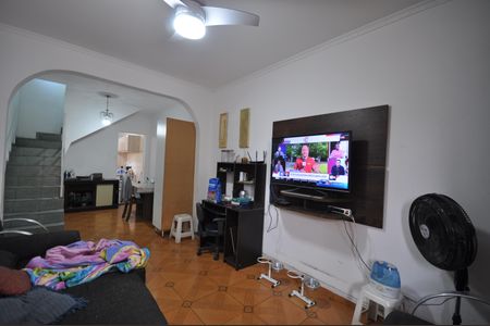 Casa à venda com 123m², 4 quartos e 1 vagaSala