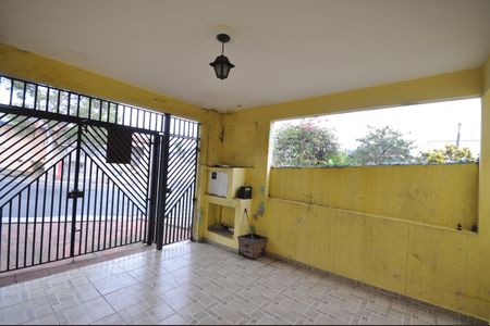 Casa à venda com 123m², 4 quartos e 1 vagaGaragem
