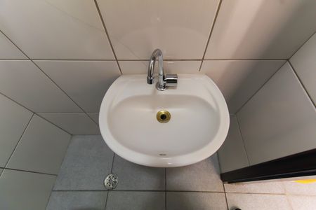 Casa à venda com 87m², 2 quartos e 1 vagaBanheiro de serviço