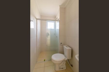 Apartamento para alugar com 62m², 2 quartos e 2 vagasBanheiro