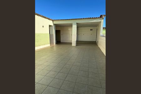 Casa à venda com 600m², 3 quartos e 2 vagasÁrea de serviço