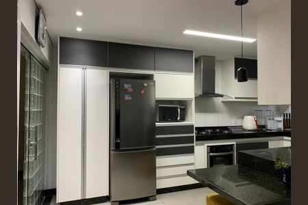 Casa à venda com 600m², 3 quartos e 2 vagasCozinha