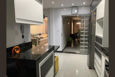 Casa à venda com 600m², 3 quartos e 2 vagasCozinha