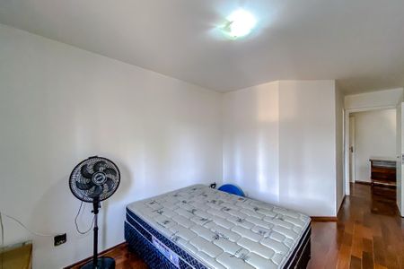 Apartamento à venda com 137m², 3 quartos e 2 vagasQuarto 1