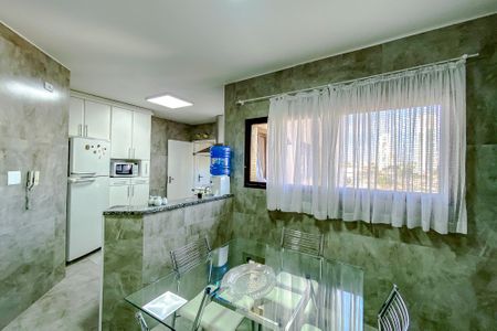 Apartamento à venda com 137m², 3 quartos e 2 vagasCozinha