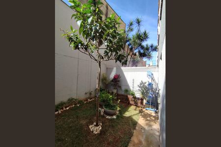 Apartamento à venda com 57m², 2 quartos e sem vaga Apartamento à venda com 57m², 2 quartos e sem vagaJardim