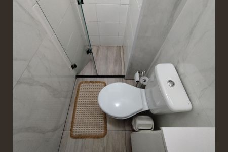 Apartamento à venda com 57m², 2 quartos e sem vaga Apartamento à venda com 57m², 2 quartos e sem vagaBanheiro