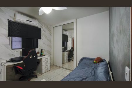 Casa à venda com 205m², 3 quartos e 1 vagaSuíte 1