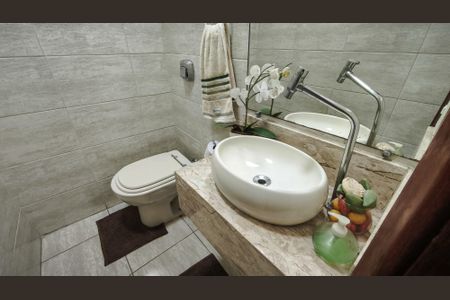 Casa à venda com 205m², 3 quartos e 1 vagaBanheiro da Suíte 1