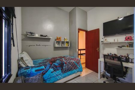 Casa à venda com 205m², 3 quartos e 1 vagaSuíte 2