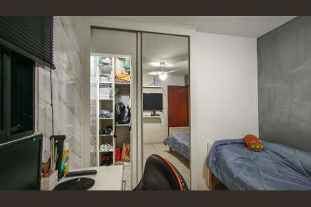 Casa à venda com 205m², 3 quartos e 1 vagaSuíte 1