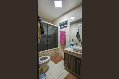 Casa à venda com 205m², 3 quartos e 1 vagaBanheiro da Suíte 1