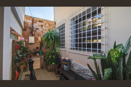 Casa à venda com 205m², 3 quartos e 1 vagaQuintal