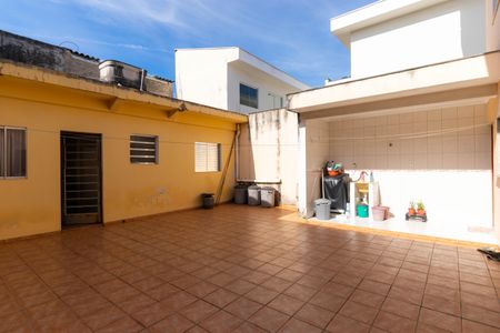 Casa à venda com 200m², 4 quartos e 2 vagasQuintal