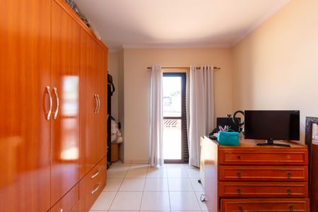 Casa à venda com 200m², 4 quartos e 2 vagasQuarto 2