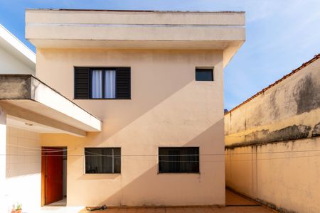 Casa à venda com 200m², 4 quartos e 2 vagasQuintal