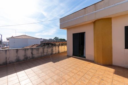 Casa à venda com 200m², 4 quartos e 2 vagasVaranda do Quarto 2