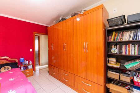 Casa à venda com 200m², 4 quartos e 2 vagasQuarto 2