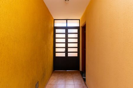 Casa à venda com 200m², 4 quartos e 2 vagasHall de entrada