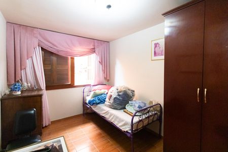 Casa à venda com 400m², 4 quartos e 3 vagasQuarto 2