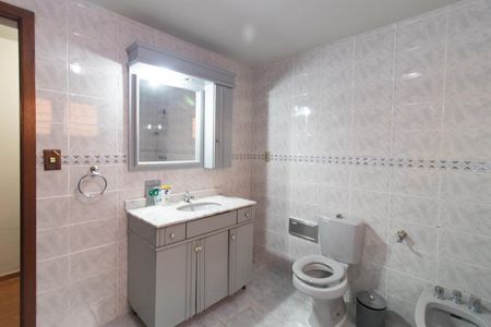 Casa à venda com 400m², 4 quartos e 3 vagasBanheiro 1