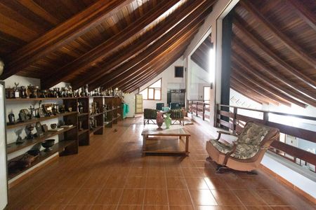 Casa à venda com 400m², 4 quartos e 3 vagasMezanino