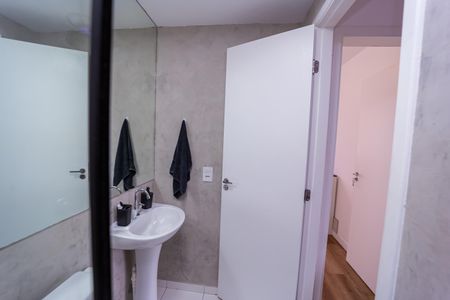 Apartamento para alugar com 35m², 2 quartos e sem vaga Apartamento para alugar com 35m², 2 quartos e sem vagaBanheiro