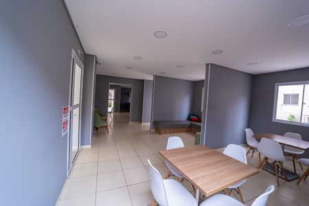Apartamento para alugar com 35m², 2 quartos e sem vaga Apartamento para alugar com 35m², 2 quartos e sem vagaÁrea comum - Salão de festas