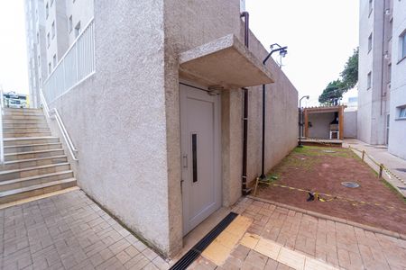 Apartamento para alugar com 35m², 2 quartos e sem vaga Apartamento para alugar com 35m², 2 quartos e sem vagaElevador de Mobilidade