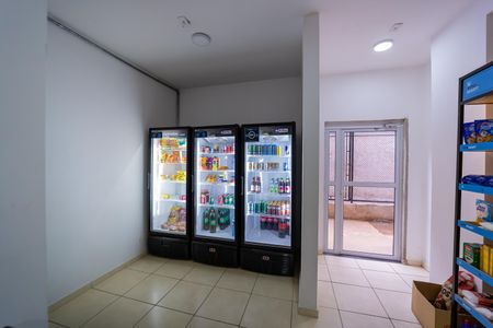 Apartamento para alugar com 35m², 2 quartos e sem vaga Apartamento para alugar com 35m², 2 quartos e sem vagaMini Mercado