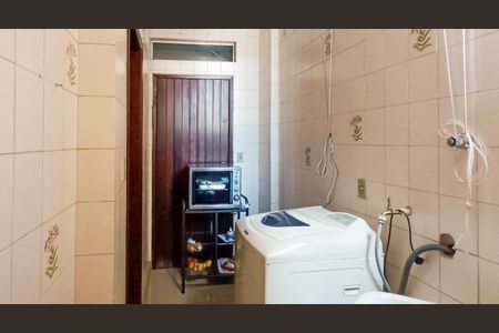 Apartamento à venda com 110m², 3 quartos e 1 vagaÁrea de Serviço