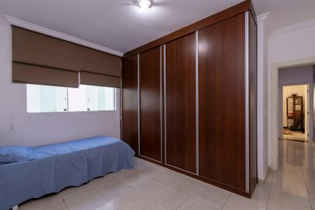 Casa para alugar com 400m², 3 quartos e 2 vagasSuíte 2