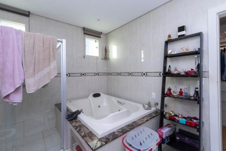 Casa para alugar com 400m², 3 quartos e 2 vagasBanheiro da Suíte 1