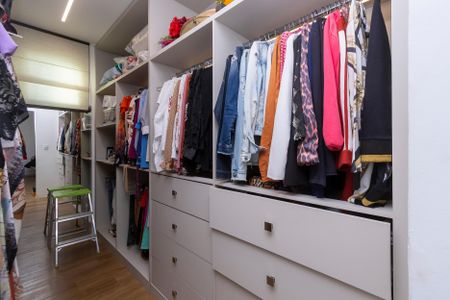 Casa para alugar com 400m², 3 quartos e 2 vagasCloset da suíte 1