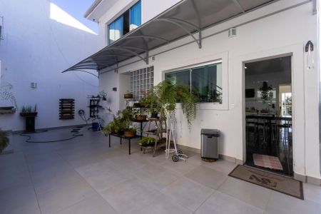 Casa para alugar com 400m², 3 quartos e 2 vagasÁrea externa